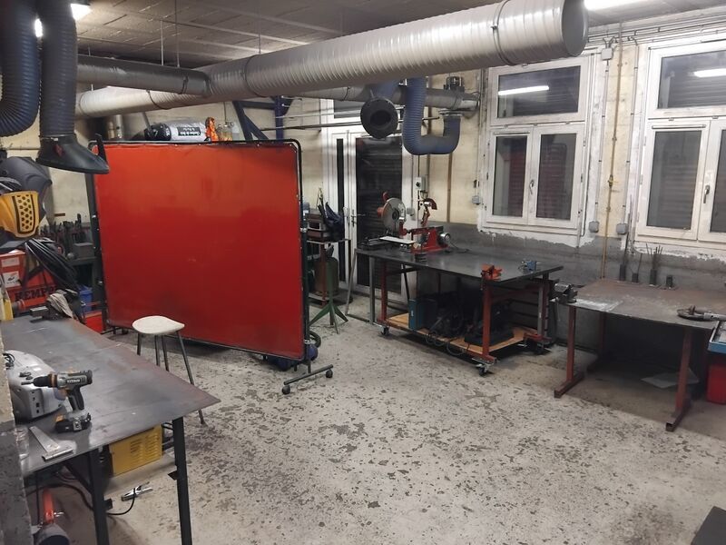 Fichier:Atelier metal3.jpg