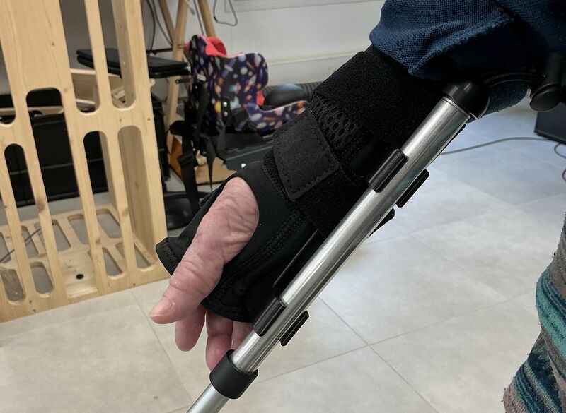 Fichier:Orthese malvoyant.jpeg