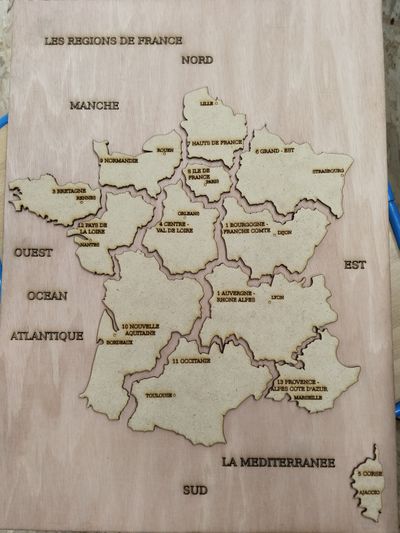 Carte France Braille01.jpg