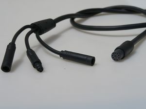 Câble de connexion entre le moniteur, le contacteur inverse de détection de freinage, la partie fixe du détecteur de pédalage et le contrôleur .JPG