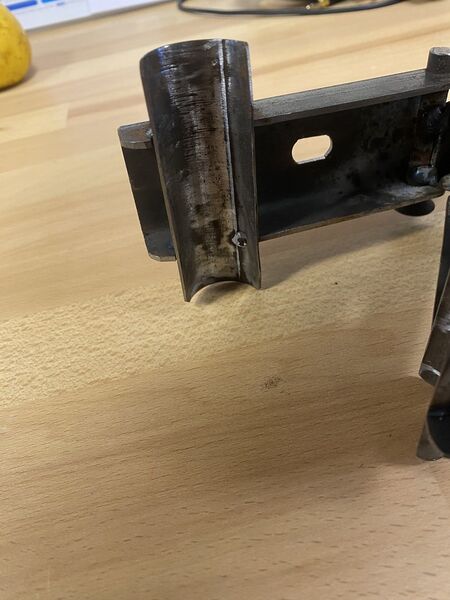 Fichier:Photo Attache Fauteuil bis.jpeg