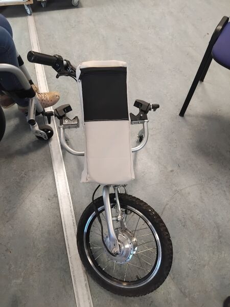 Fichier:Protection batterie annette.jpg