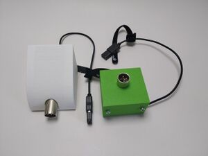 Deux version de chargeur dessous.jpg