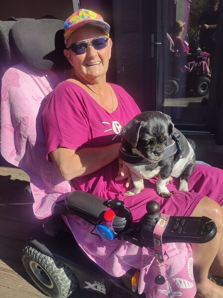 Fichier:Patricia avec le dispositif.jpg